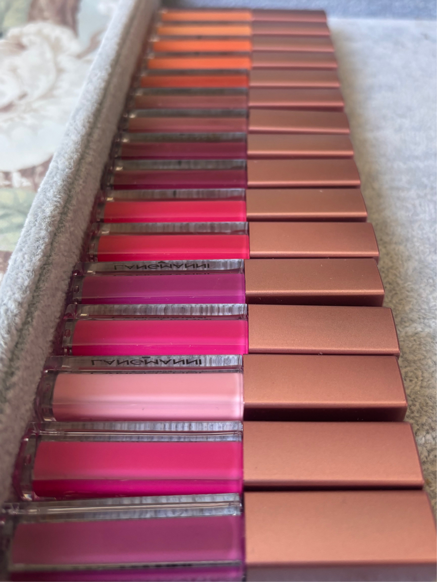 Random Lip Gloss