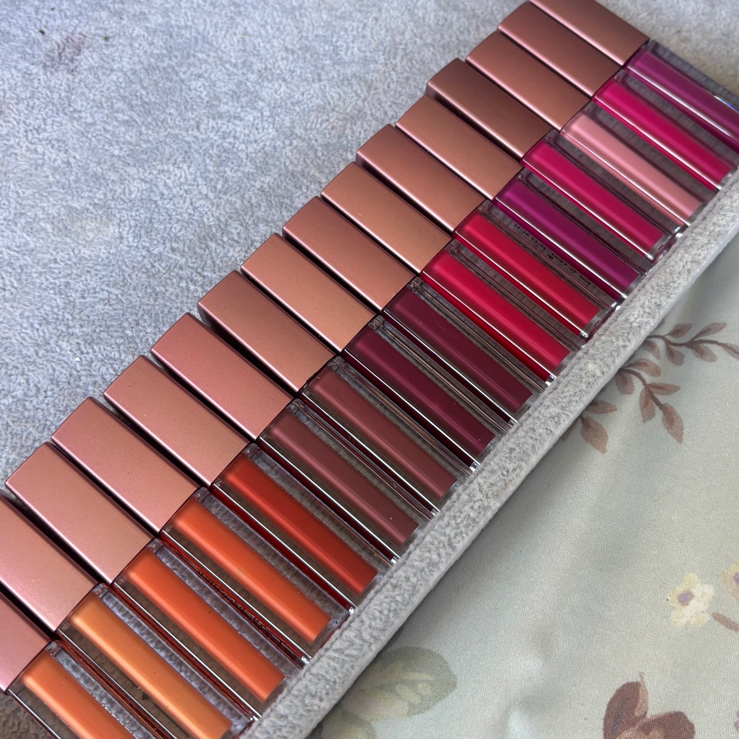 Random Lip Gloss