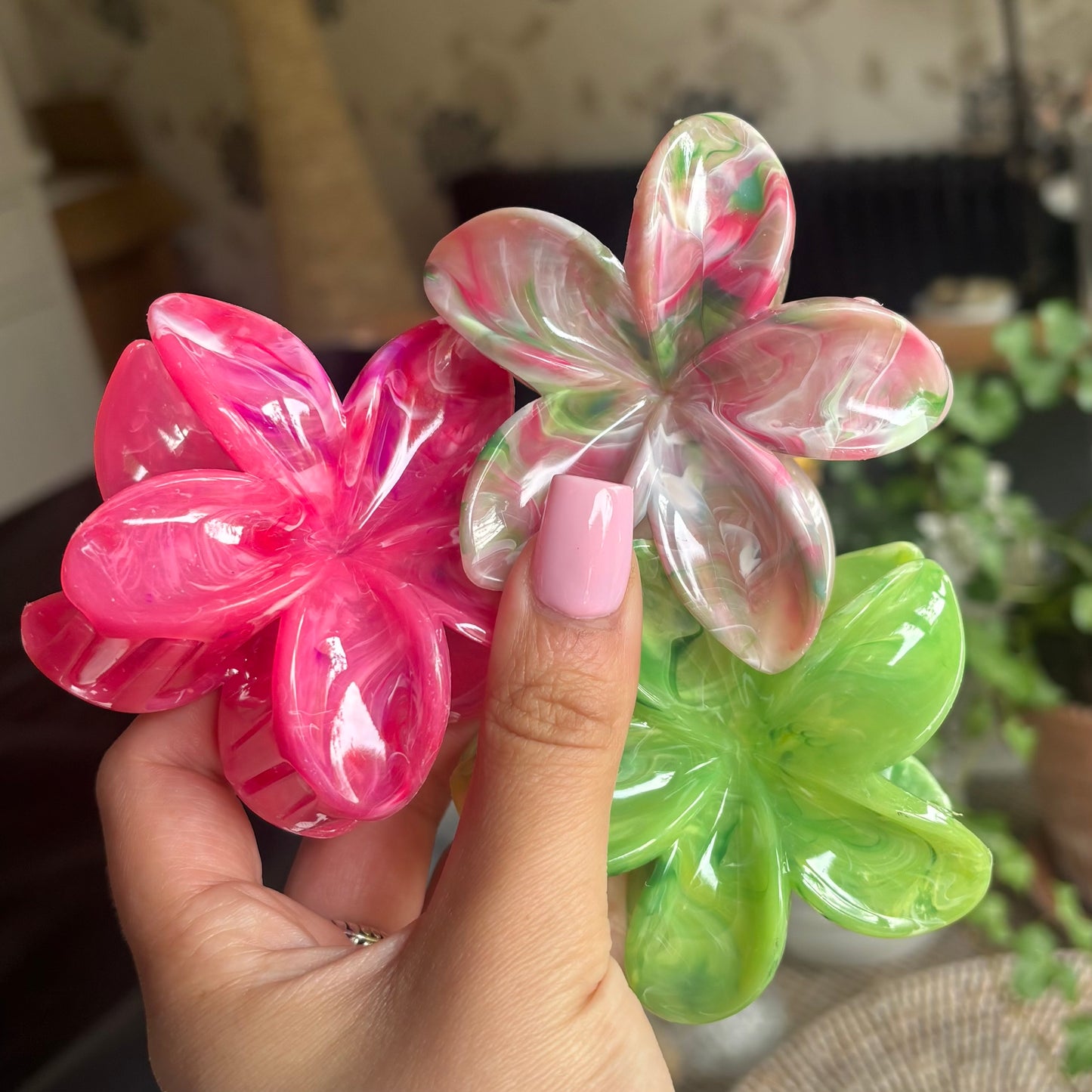 Flower claw clip