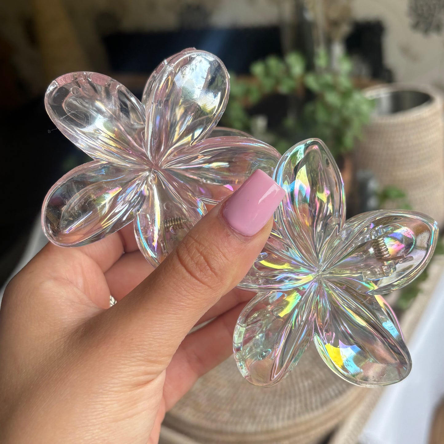 Flower claw clip