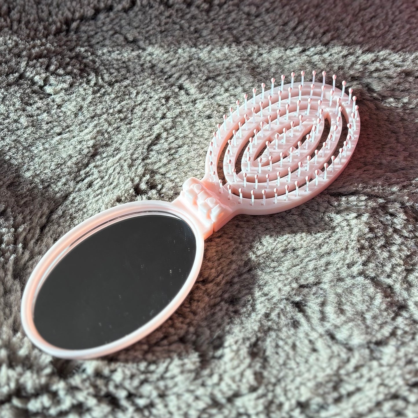 Travel Hairbrush